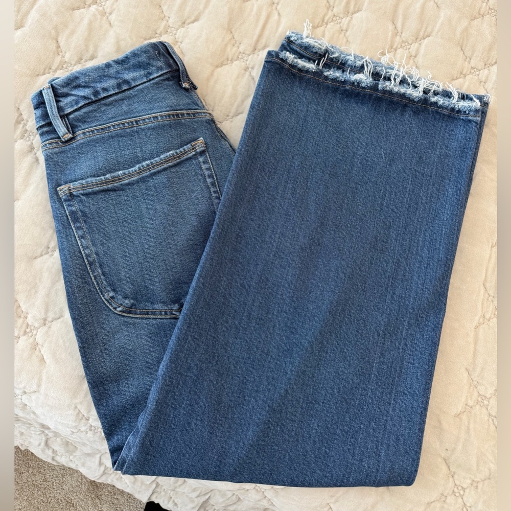 Good American Medium Blue Raw Hem Cropped Jeans
